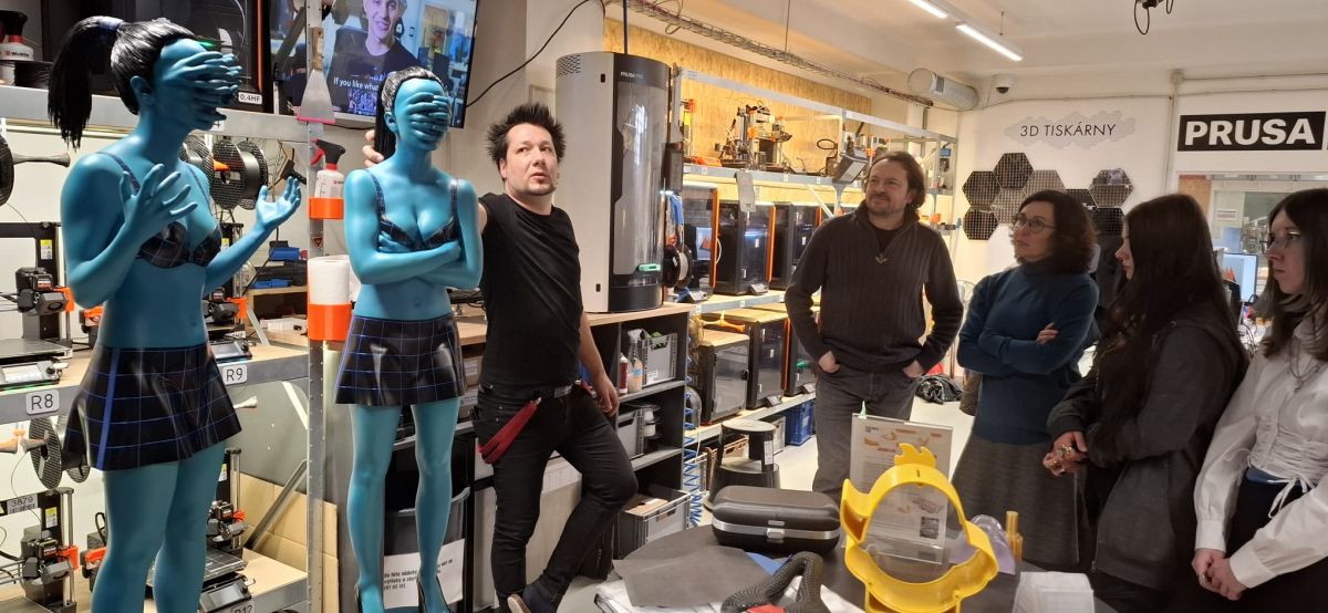 c11f2c39 b959 4618 a88a 14880975f0d3