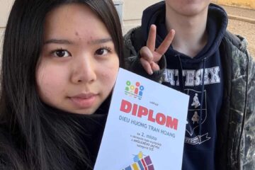 77B1CC09 3E5A 40C5 B367 F563024D82CA