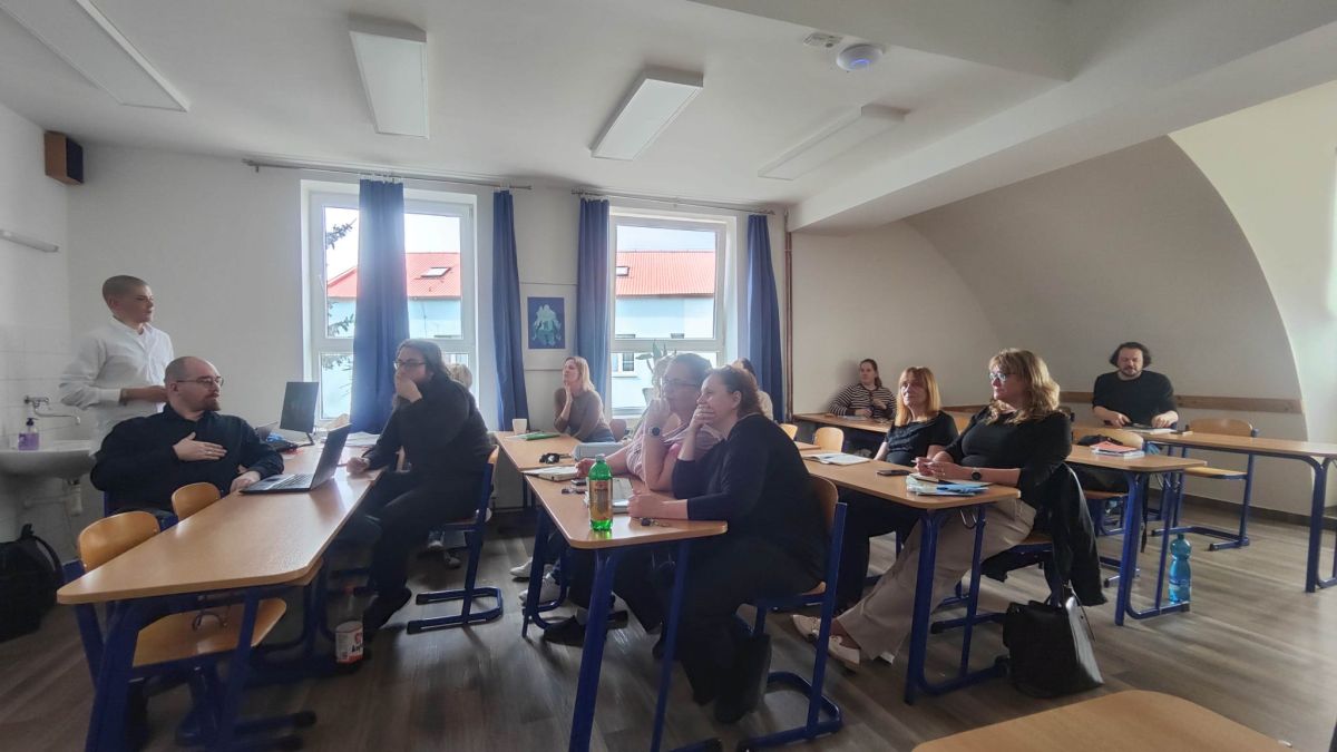 26c67a86 da93 4b06 8636 2a8595bdceb3